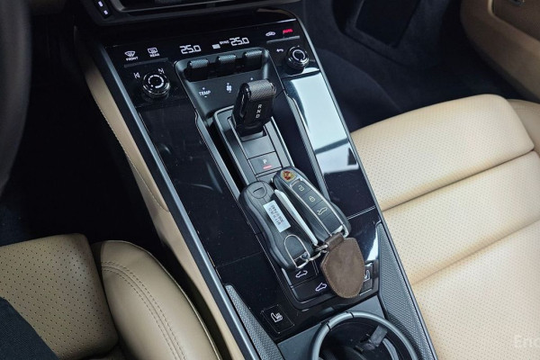 2021 Porsche 911 с пробегом 49 314 км