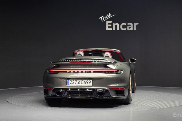 2023 Porsche 911 с пробегом 4 375 км