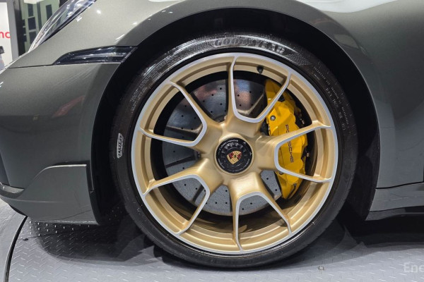 2023 Porsche 911 с пробегом 4 375 км