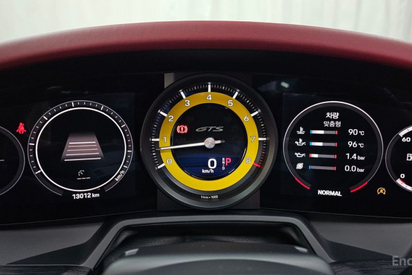 2022 Porsche 911 с пробегом 13 012 км