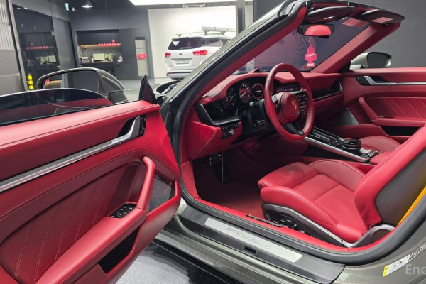 2023 Porsche 911 с пробегом 4 375 км