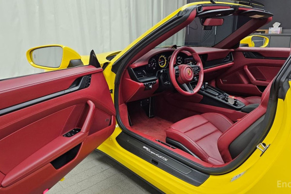 2022 Porsche 911 с пробегом 13 012 км