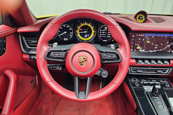 2022 Porsche 911 с пробегом 13 012 км