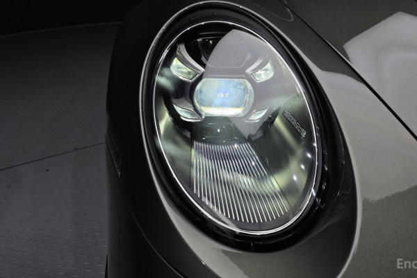 2023 Porsche 911 с пробегом 4 375 км