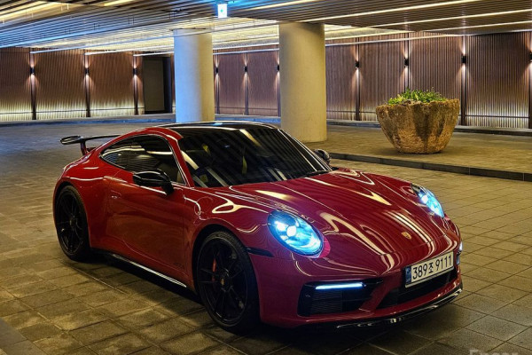 2022 Porsche 911 с пробегом 21 000 км