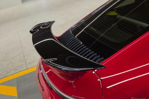 2022 Porsche 911 с пробегом 21 000 км