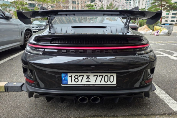 2022 Porsche 911 с пробегом 4 999 км