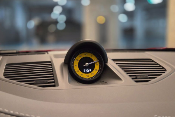 2022 Porsche 911 с пробегом 21 000 км