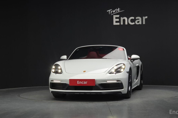 2022 Porsche 718 Spyder с пробегом 14 041 км