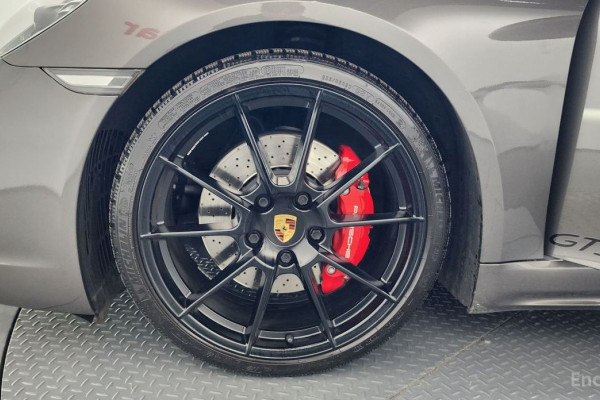 2022 Porsche 718 Spyder с пробегом 35 490 км