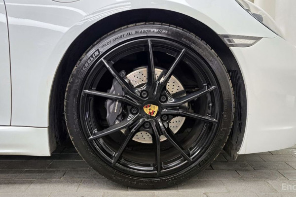 2022 Porsche 718 Spyder с пробегом 41 499 км