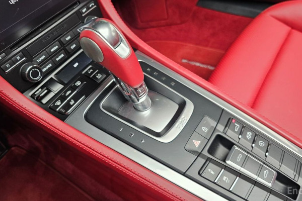 2021 Porsche 718 Spyder с пробегом 10 046 км