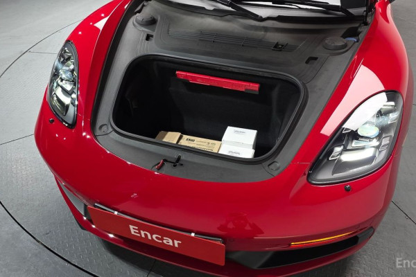 2021 Porsche 718 Spyder с пробегом 12 021 км