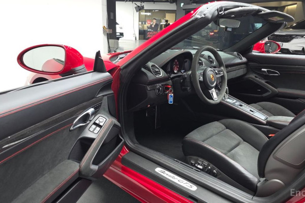 2021 Porsche 718 Spyder с пробегом 12 021 км