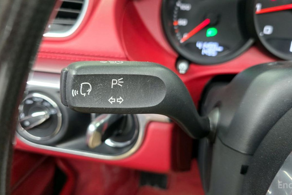 2022 Porsche 718 Spyder с пробегом 41 499 км