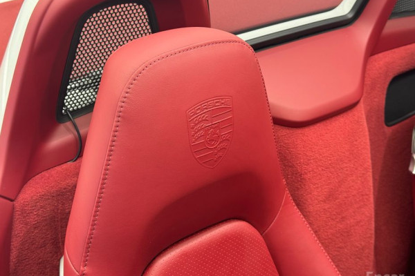 2022 Porsche 718 Spyder с пробегом 15 950 км