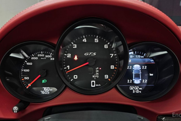 2023 Porsche 718 Spyder с пробегом 760 км