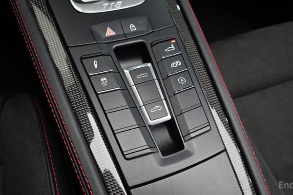 2021 Porsche 718 Spyder с пробегом 12 021 км