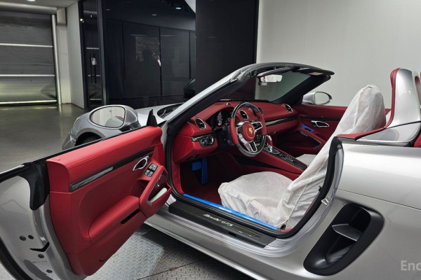 2023 Porsche 718 Spyder с пробегом 760 км