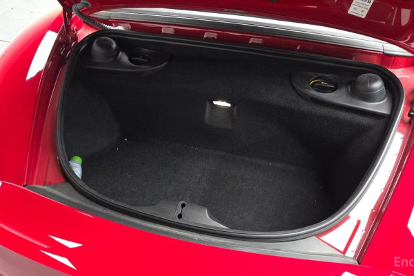 2021 Porsche 718 Spyder с пробегом 12 021 км