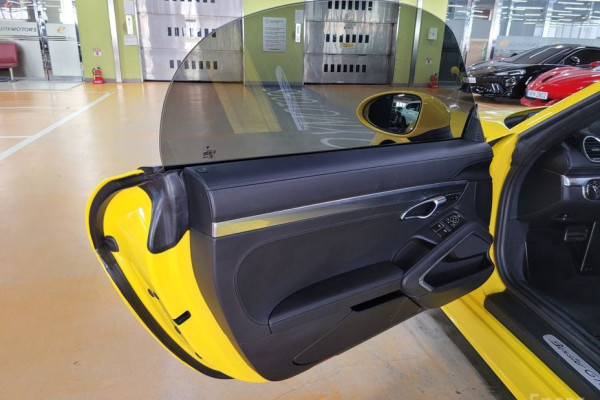 2022 Porsche 718 Spyder с пробегом 19 300 км