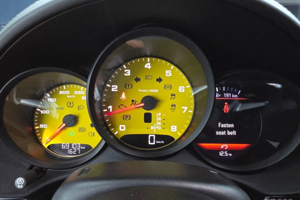 2022 Porsche 718 Spyder с пробегом 69 050 км