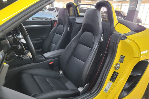 2022 Porsche 718 Spyder с пробегом 19 300 км