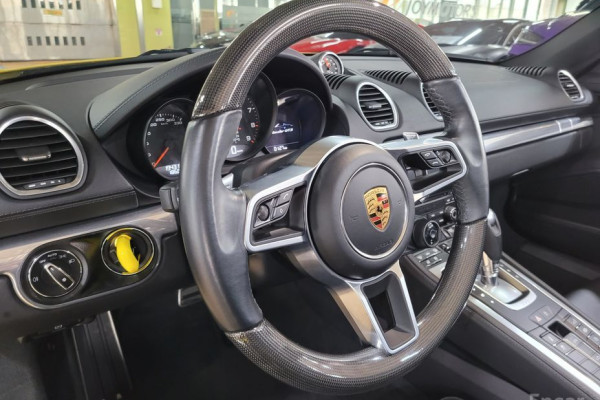 2022 Porsche 718 Spyder с пробегом 19 300 км
