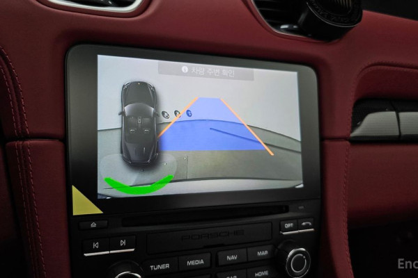 2023 Porsche 718 Spyder с пробегом 760 км