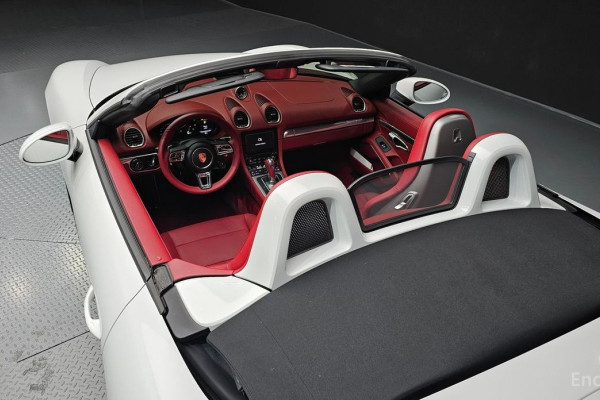 2023 Porsche 718 Spyder с пробегом 10 152 км