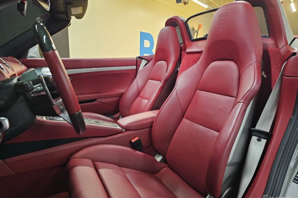 2023 Porsche 718 Spyder с пробегом 12 800 км