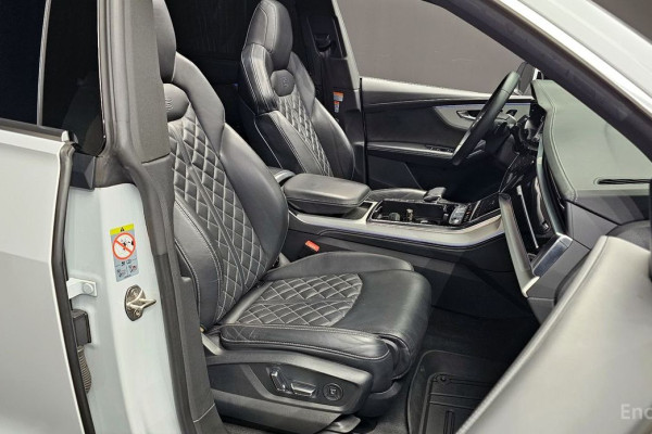 2021 Audi Q8 с пробегом 97 981 км