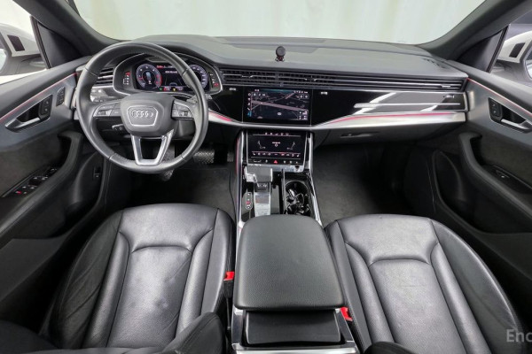 2020 Audi Q8 с пробегом 80 862 км