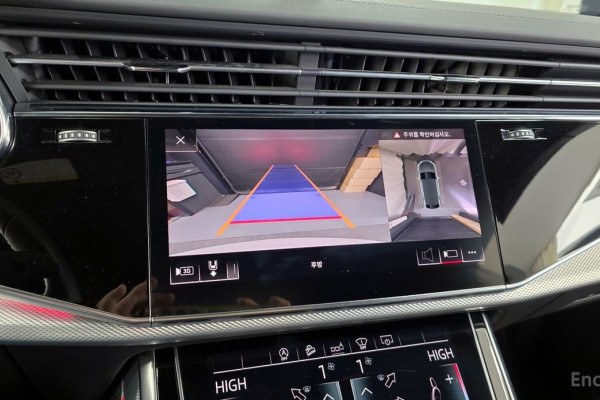 2020 Audi Q8 с пробегом 80 862 км