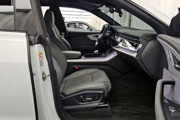 2022 Audi Q8 с пробегом 69 486 км