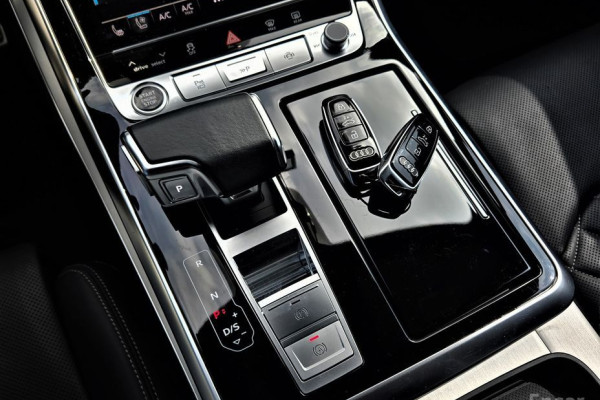 2021 Audi Q8 с пробегом 78 623 км