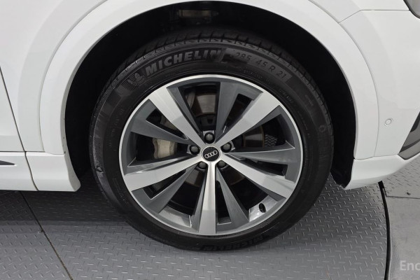 2022 Audi Q8 с пробегом 88 439 км