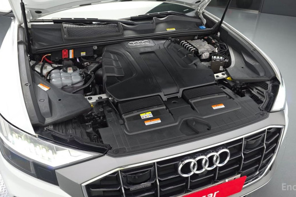 2022 Audi Q8 с пробегом 88 439 км