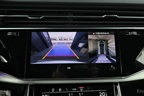 2022 Audi Q8 с пробегом 69 486 км