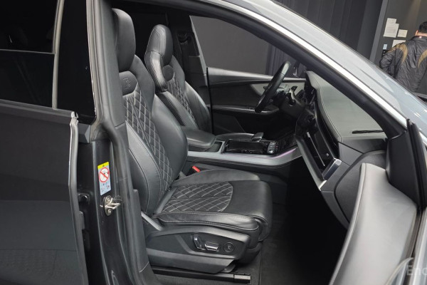 2021 Audi Q8 с пробегом 104 111 км