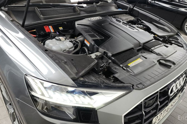 2020 Audi Q8 с пробегом 130 600 км