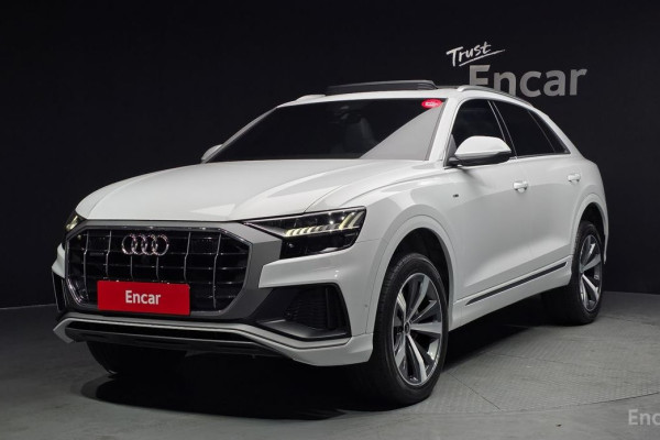 2022 Audi Q8 с пробегом 69 698 км