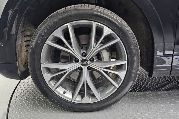 2021 Audi Q8 с пробегом 57 826 км