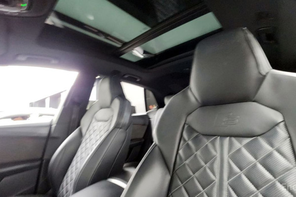 2020 Audi Q8 с пробегом 130 600 км