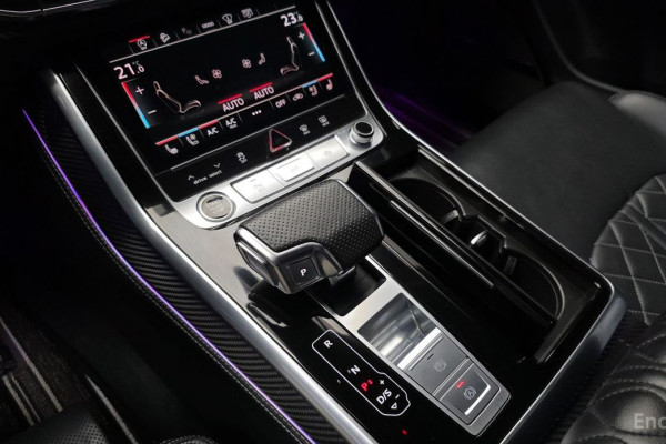 2021 Audi Q8 с пробегом 82 075 км