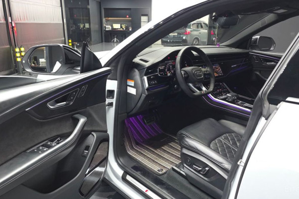 2021 Audi Q8 с пробегом 82 075 км