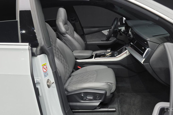 2022 Audi Q8 с пробегом 69 698 км