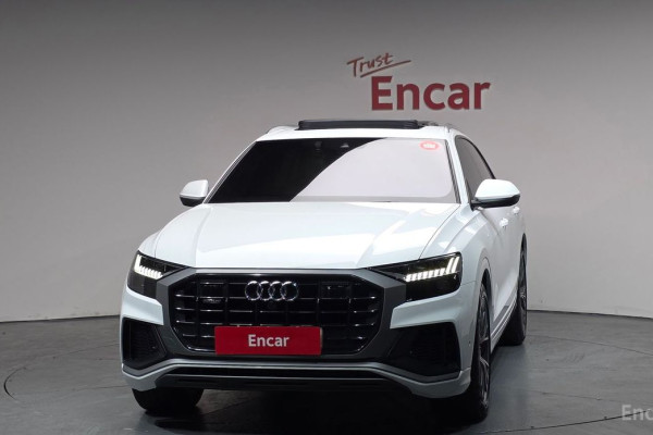 2020 Audi Q8 с пробегом 90 978 км