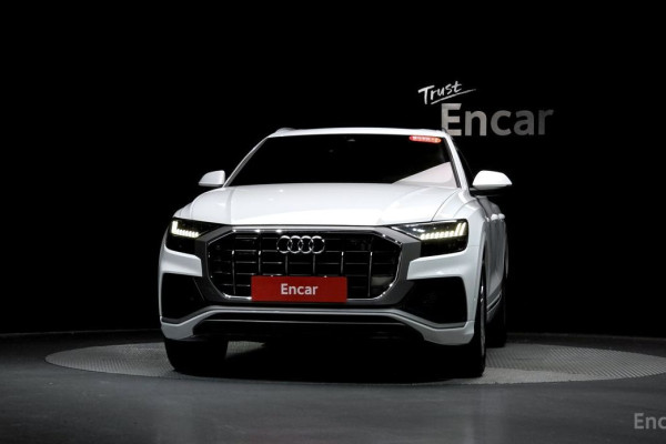 2021 Audi Q8 с пробегом 58 430 км
