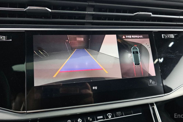 2021 Audi Q8 с пробегом 57 826 км